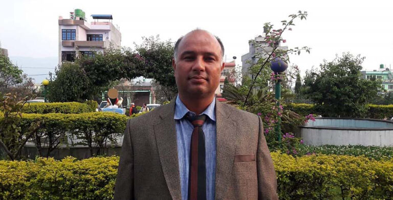 बागमती नगरपालिकाका निलम्बित मेयर थापा ३ लाख धरौटीमा रिहा